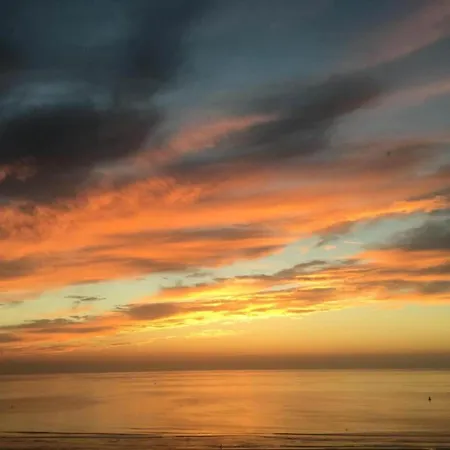 In Belgium With Sea Views Apartamento *