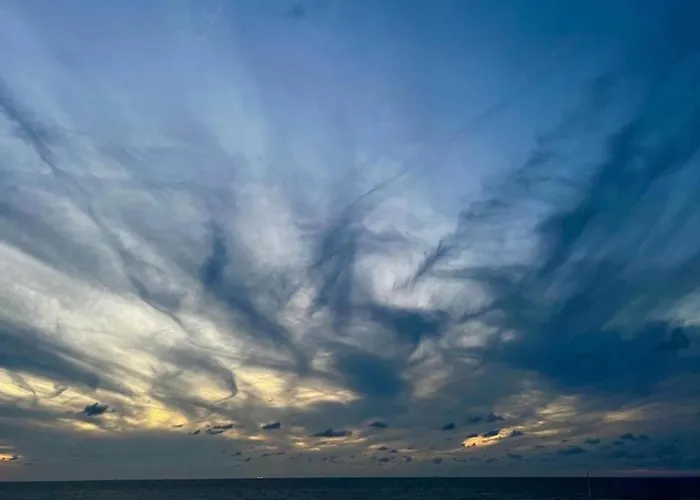 In Belgium With Sea Views Апартаменты *